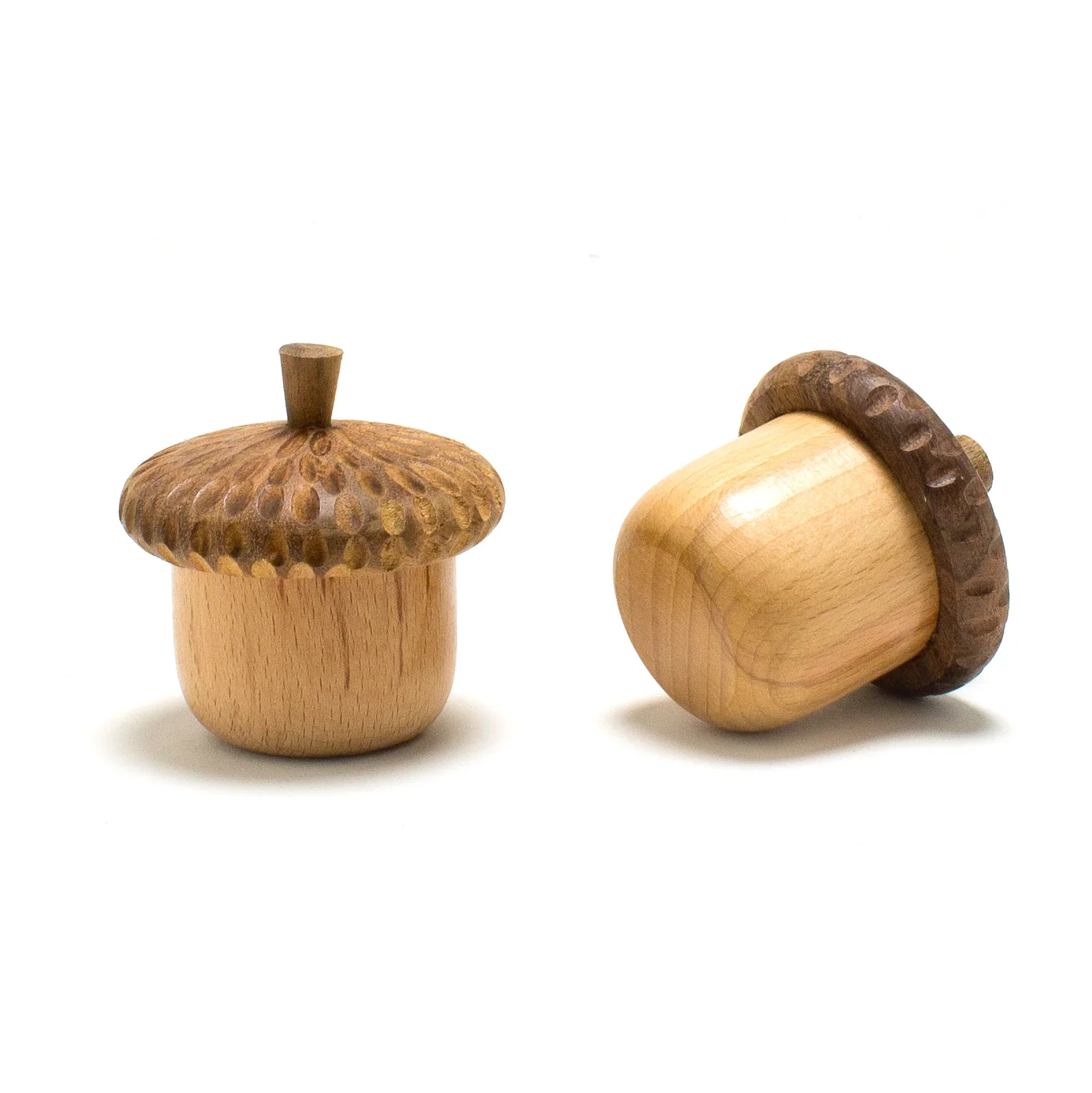 Stitch Marker Holding Acorn - Image 3