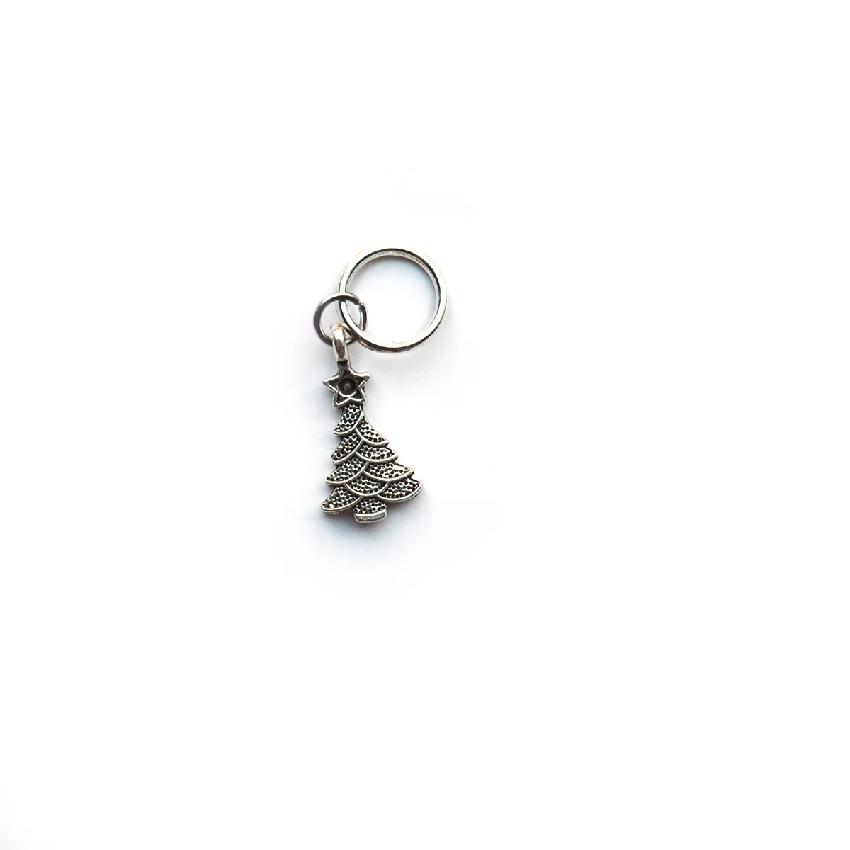 Tiny Tree Stitch Marker - Image 4