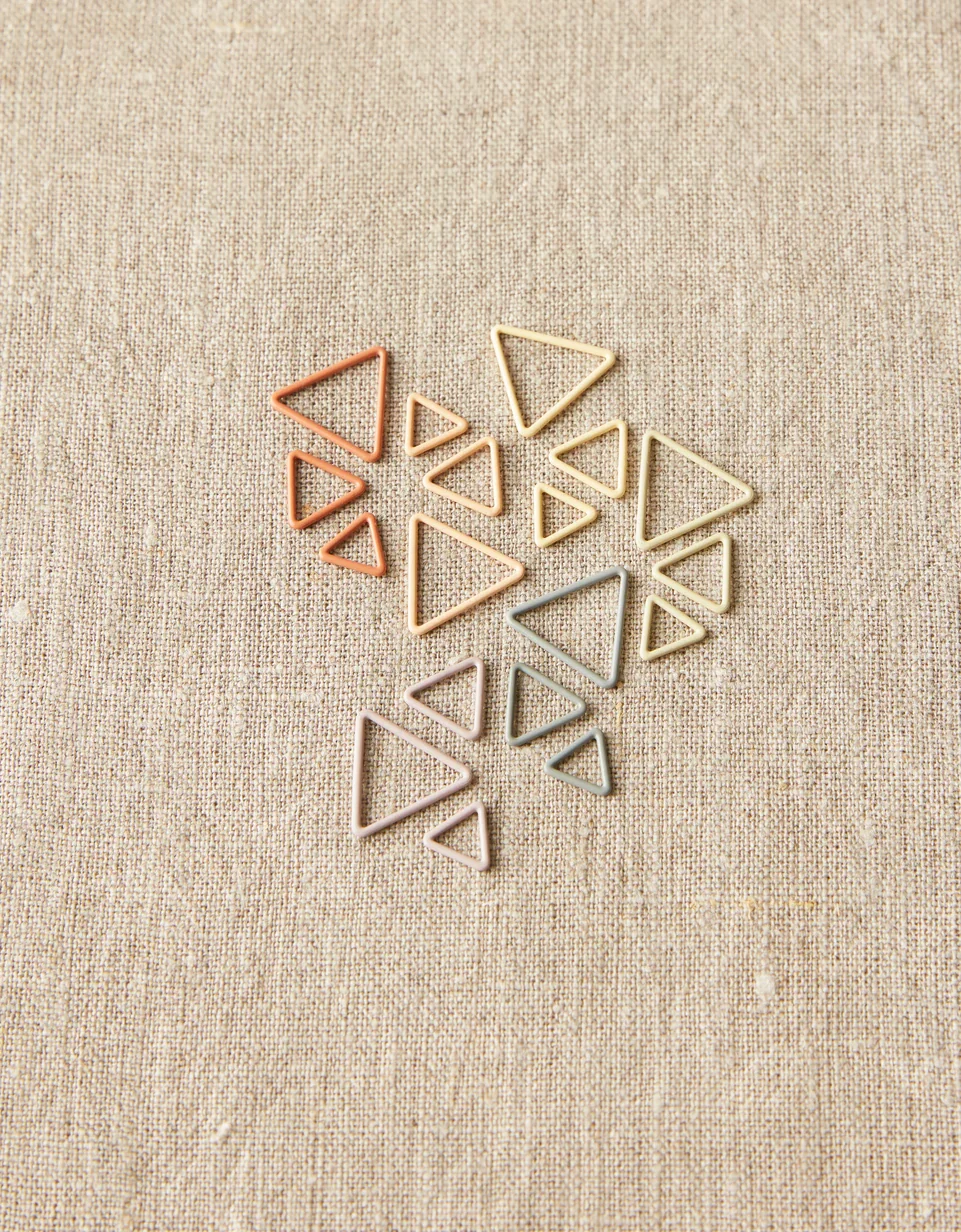 Triangle Stitch Markers - Cocoknits - Image 4
